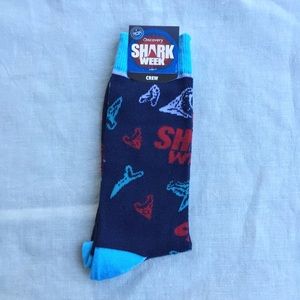NWT Bioworld Discovery Shark Week teeth crew socks
